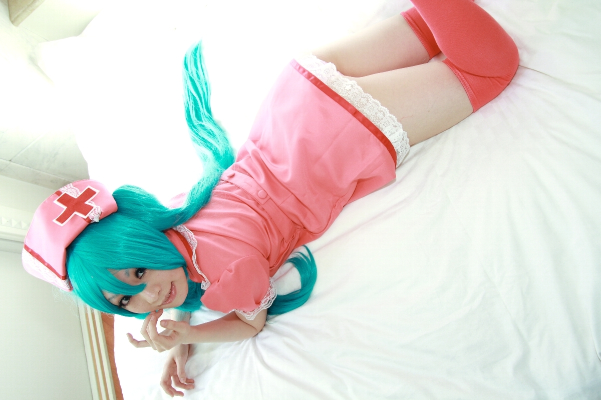 [Cosplay] Vocaloid Sexy Nurse Hatsune Miku